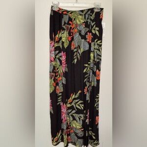Patrons of Peace Black and Pink Pleated Pencil Maxi Skirt size XS.  NWT